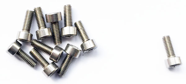 Cod.: 11001026 Viti ricambio 3x8 testa cilindrica. 10Pz